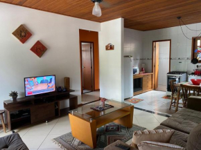 Lumiar centro com Wi-FI aconchegante apartamento com 2 quartos mobiliado com ventiladores